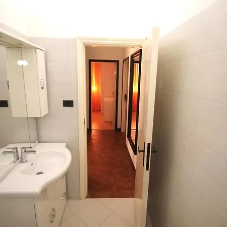 Casa Vacanze Ischia 12 *