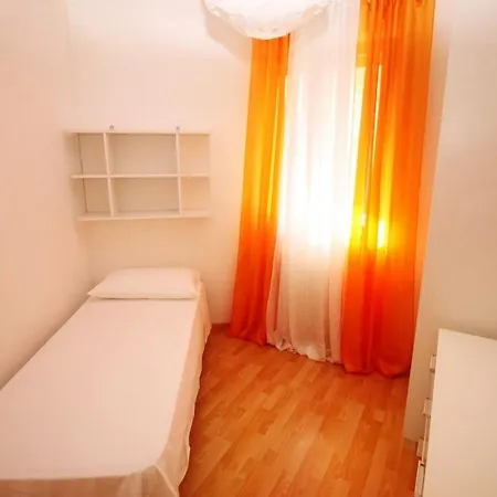 アパート Casa Vacanze Ischia 12 *